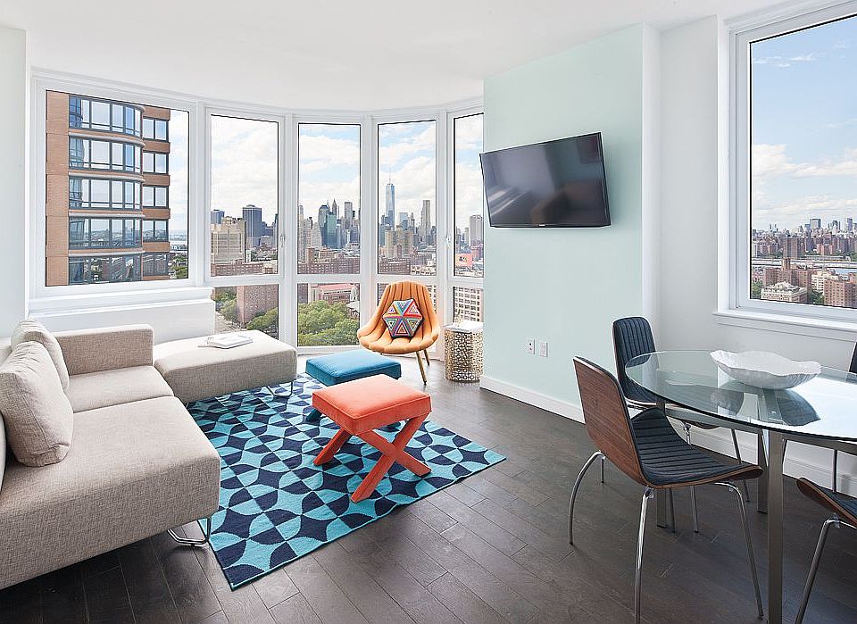 1st image of 309 Gold St APT 21C