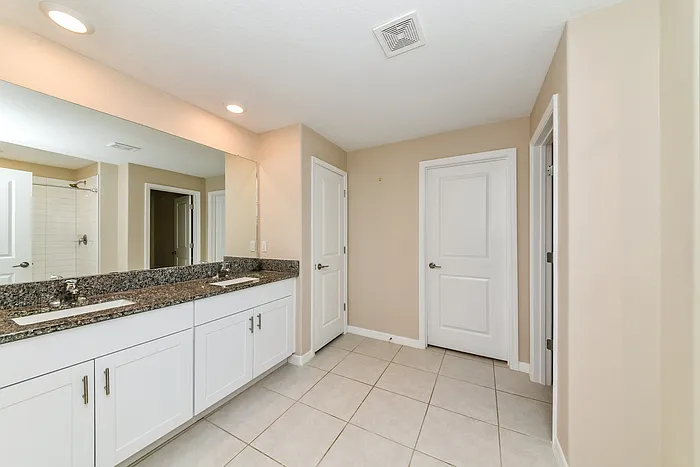 4235 84th Ct E — Photo 8