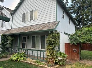 19361 Silverfox Pkwy, Oregon City, OR 97045