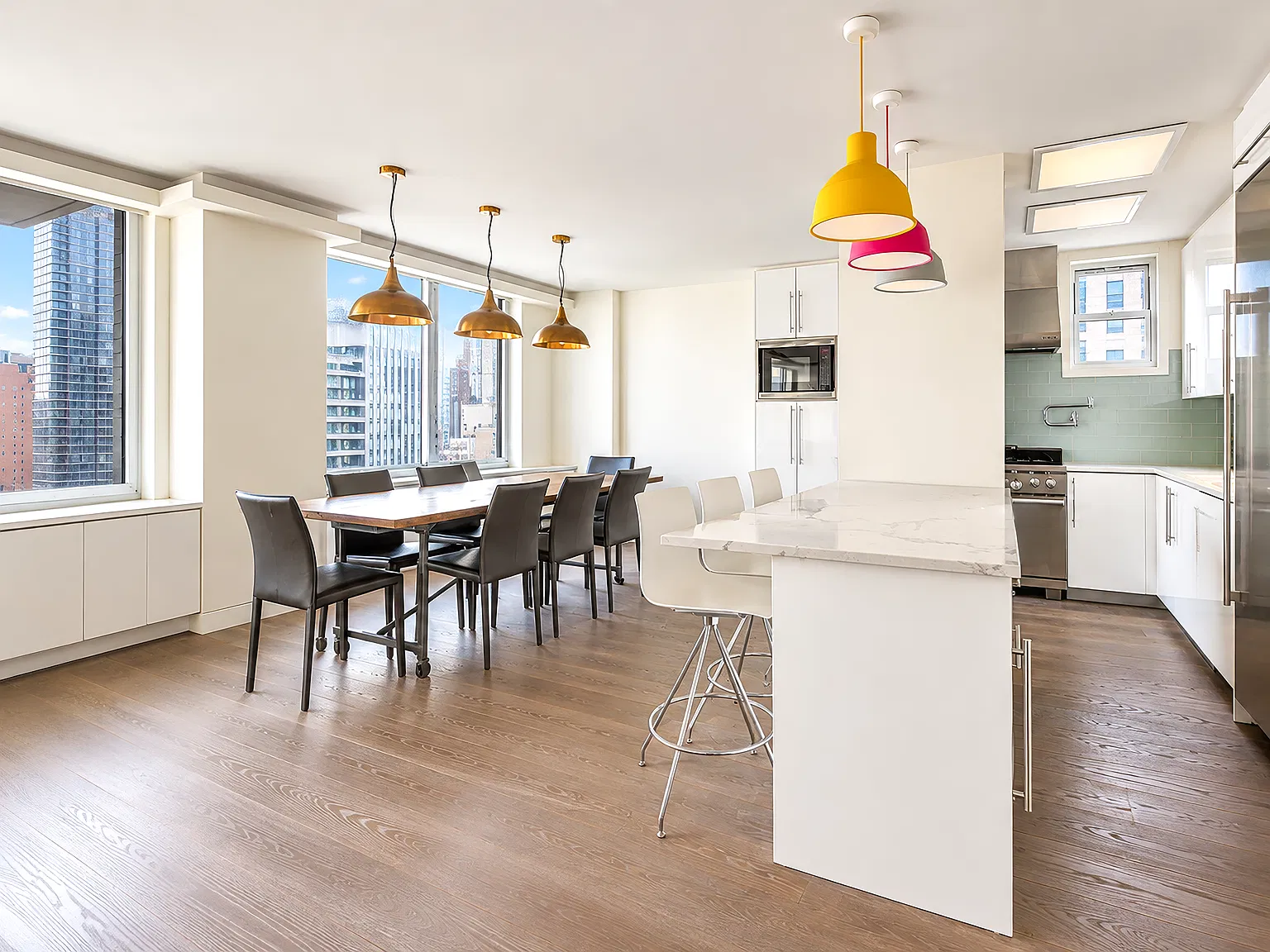 220 East 65th Street — Photo 3