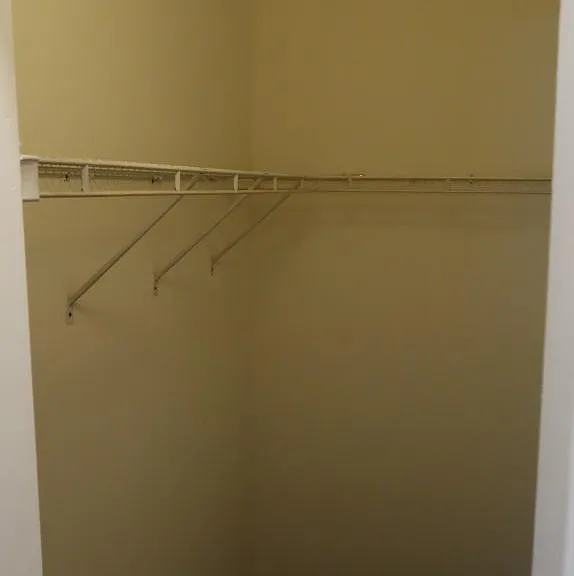 1260 N Greenview Ave #1R — Photo 19