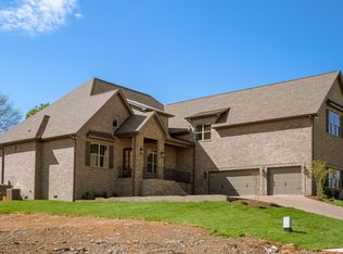 385 Broughton St #301, Gallatin, TN 37066
