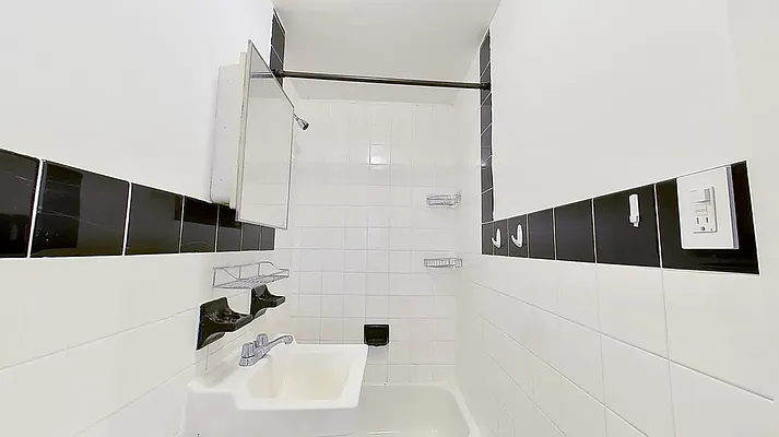 Rented by Compass | media 7