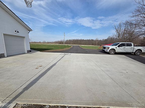 3rd image of 2256 Gibson Rd