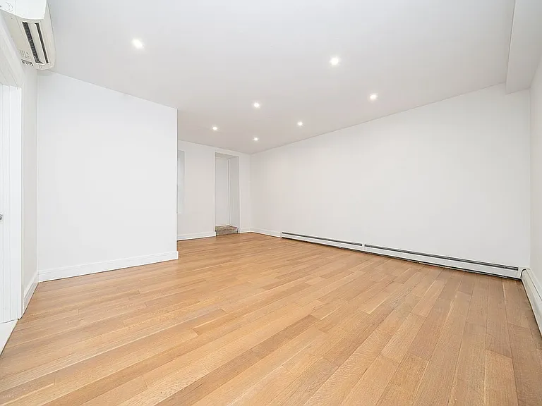 204 W 140th St #B1 — Photo 12