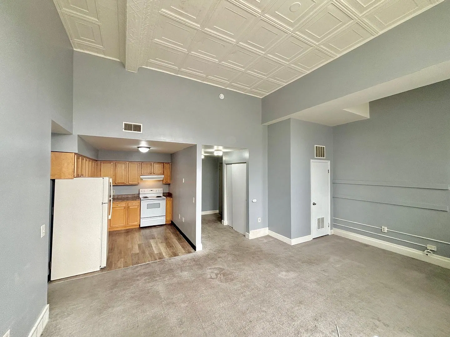 681 Brown Street — Photo 2