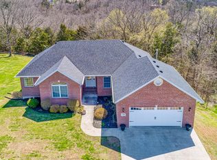 1185 Choctaw Ridge Dr, Holts Summit, MO 65043