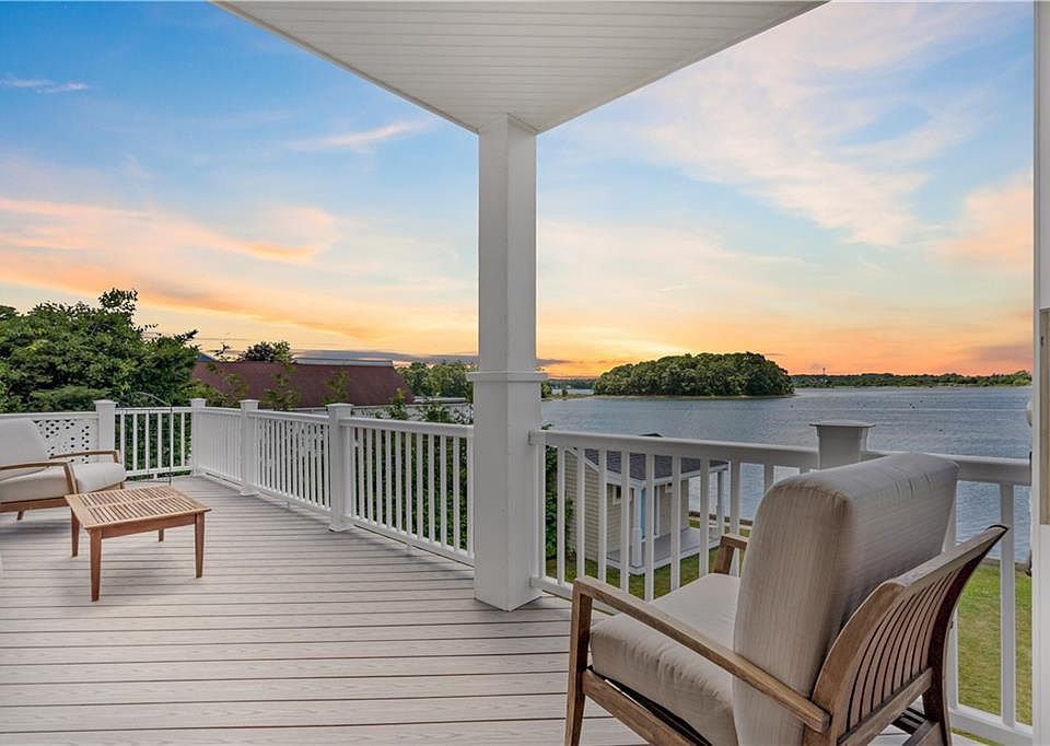 165 Hummock Ave, Portsmouth, RI 02871 Zillow