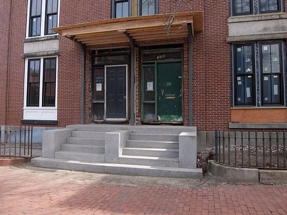 4th image of 126 Danforth Street