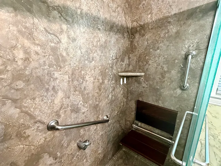 208 Crescent Dr — Photo 15