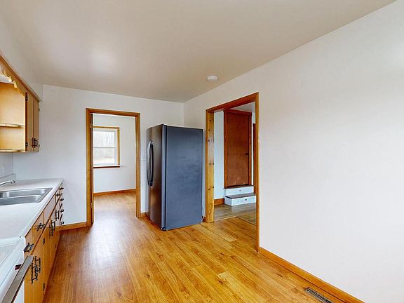 4th image of 617 Rose Valley School Rd