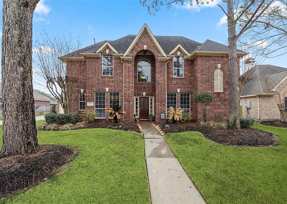 1st image of 15222 Flameleaf Gardens Ct