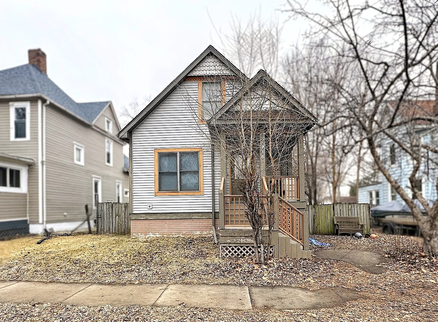 716 15th St photo 1