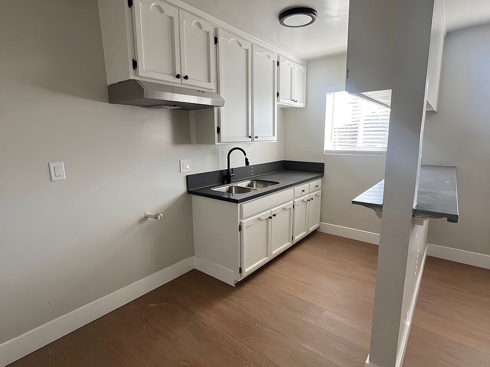 1st image of 11308 S Figueroa St #211