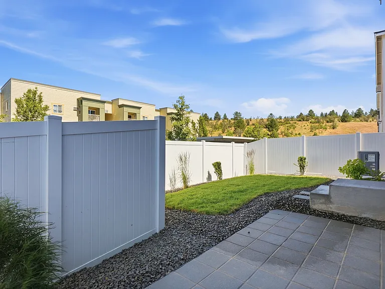 2686 N Broadwing Ln — Photo 32