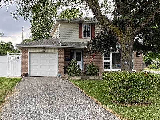 1st image of 15 Braemar Dr