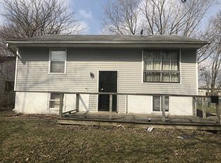 22434 Nichols Dr, Sauk Village, IL