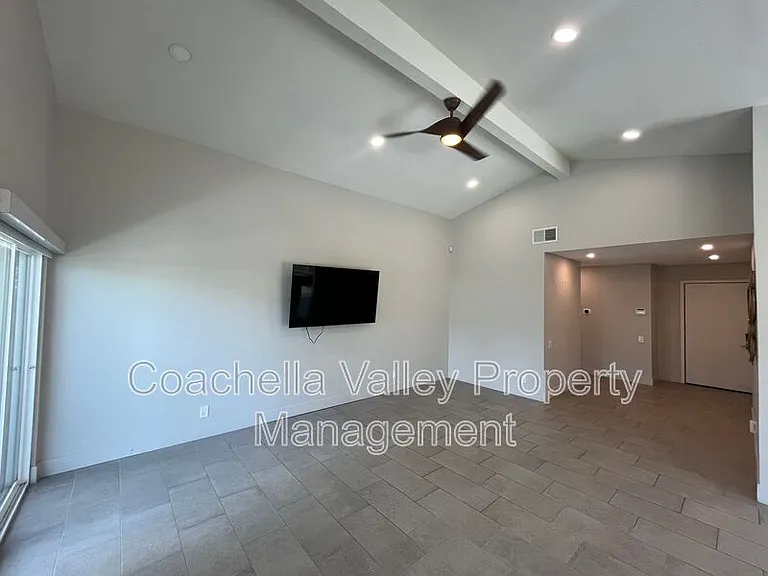 835 S Nueva Vista Dr — Photo 32