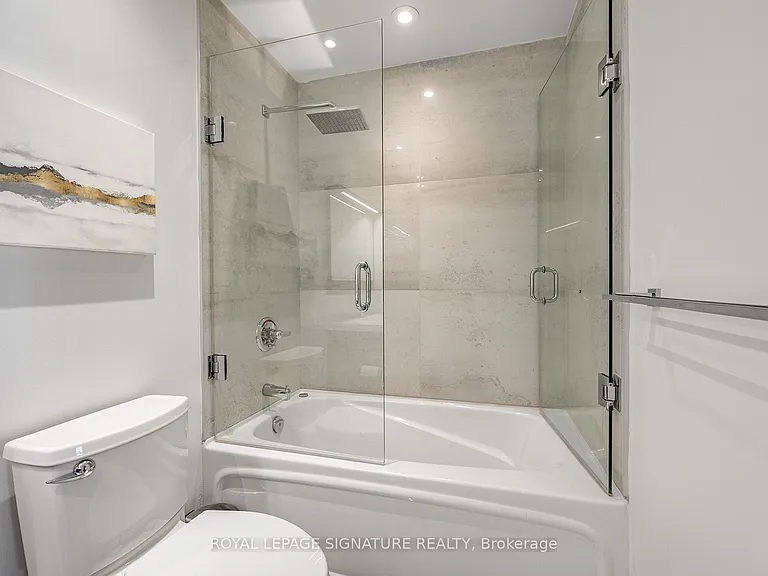 218 Queens Quay W #2303 — Photo 20