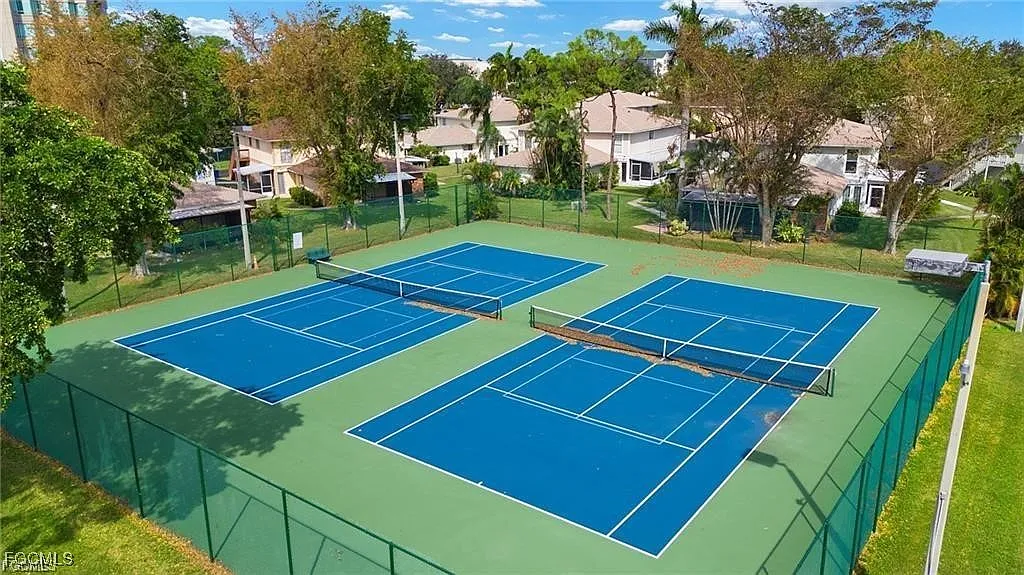 2 bed, 1.5 bath, 448 sqft, $1,250 — Photo 4