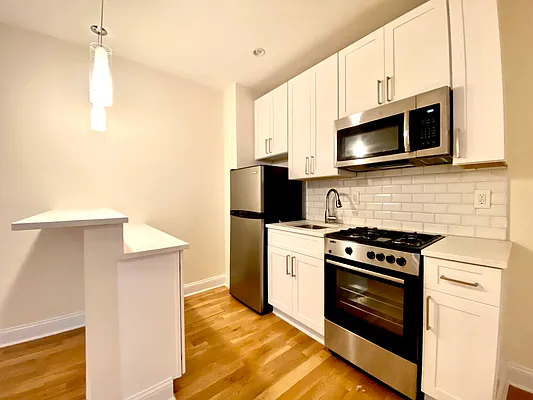Rented by City & Suburban | media 4
