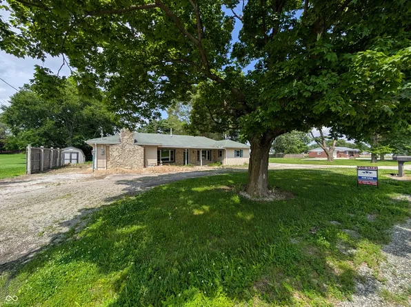 1406 W Us Highway 52, Rushville, IN 46173