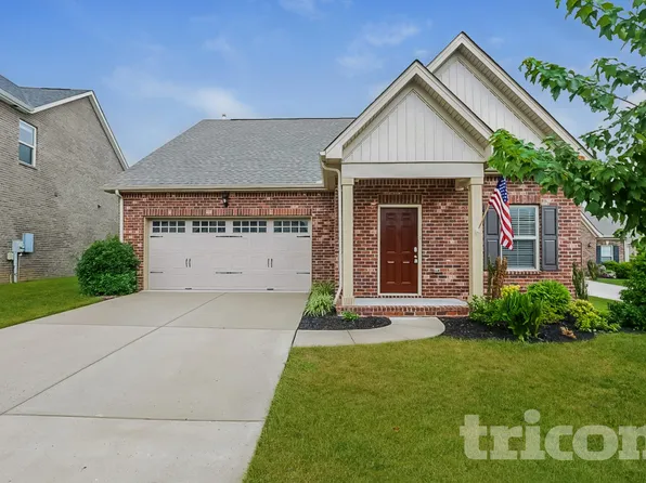 1363 Coates Ln, Gallatin, TN 37066