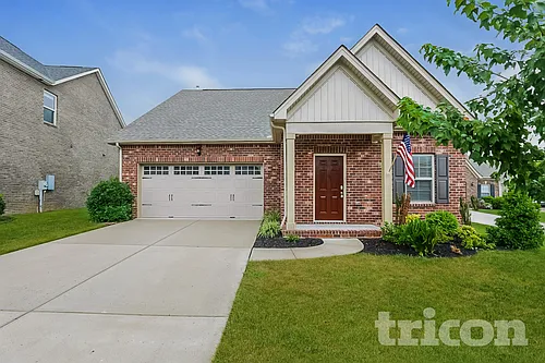 1363 Coates Ln Photo 1