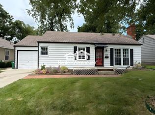 5100 W 51st Ter, Roeland Park, KS 66205