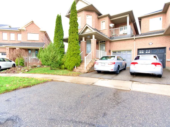 35 Waldron Cres, Richmond Hill, ON L4E 4A3