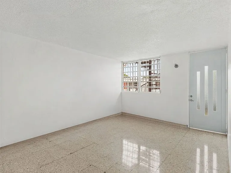 PARTE BAJA Calle 27 Blq W13 Urb Bella Vista — Photo 7