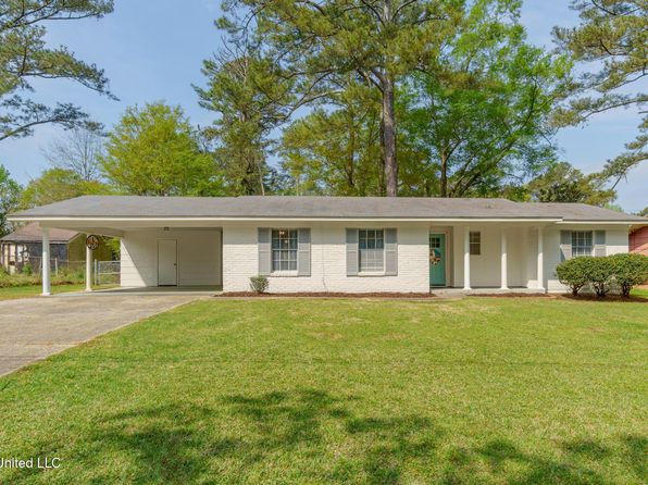 910 Mamie Dr, Mendenhall, MS 39114