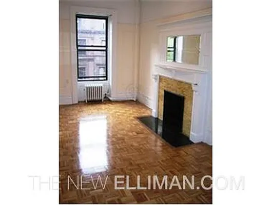 Rented by Douglas Elliman | media 14