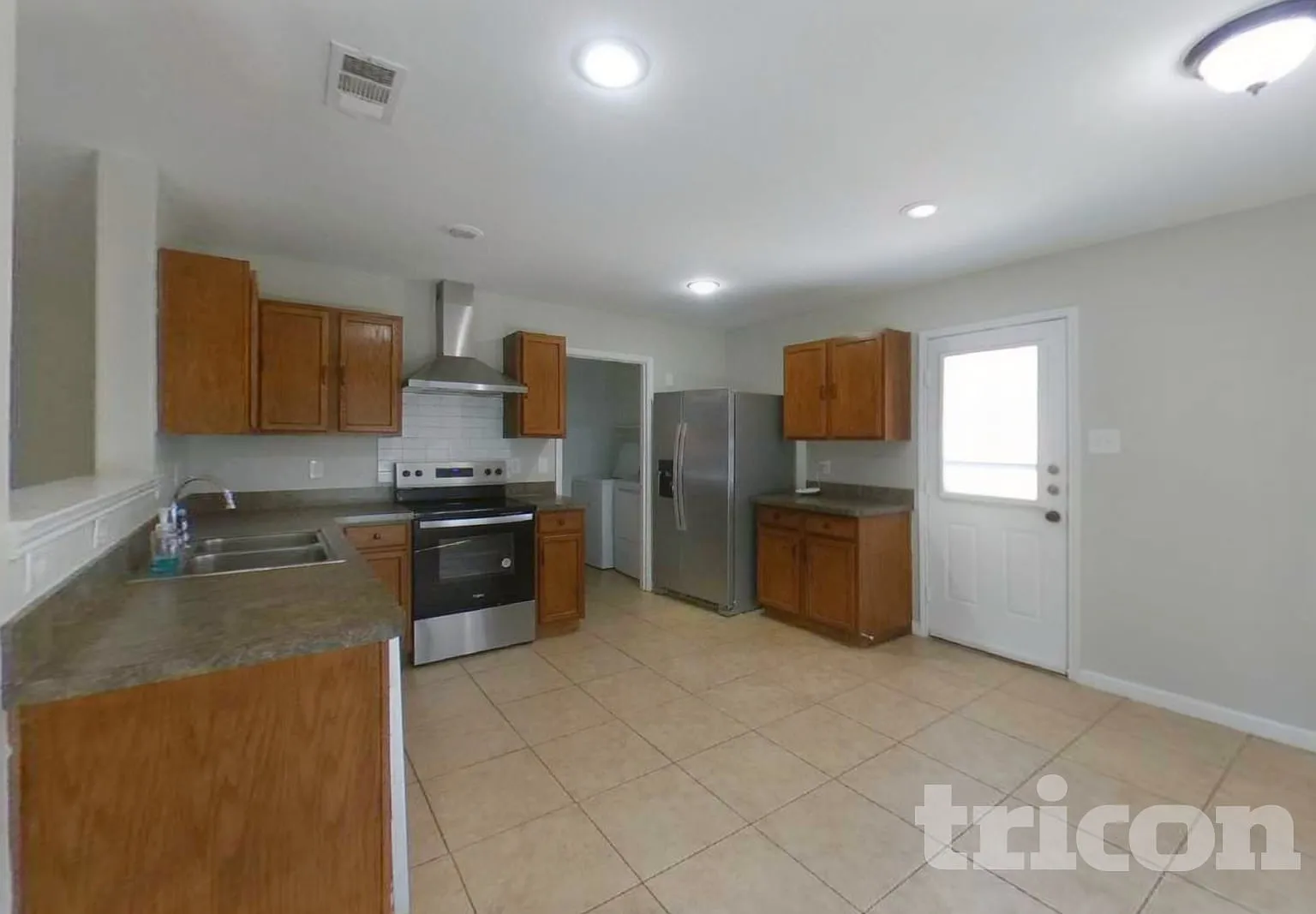 2505 Mill Springs Pass Fort Worth TX — Photo 4