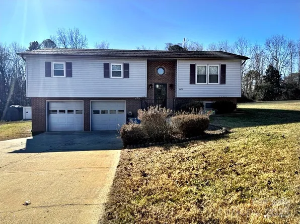 4679 Mayfield Dr, Granite Falls, NC 28630