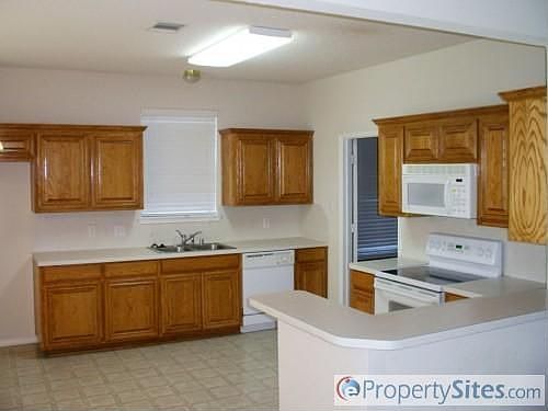 3rd image of 6003 Winter Park Ln