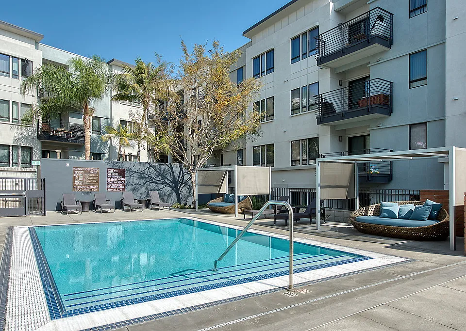5600 Wilshire
