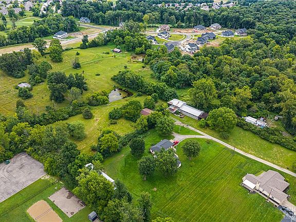 3rd image of 2550 Township Rd