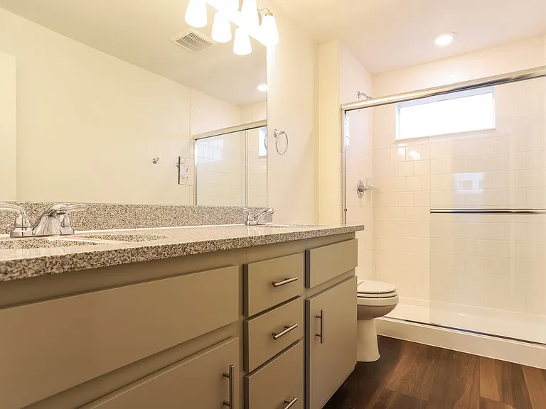 18590 E 47th Pl — Photo 12