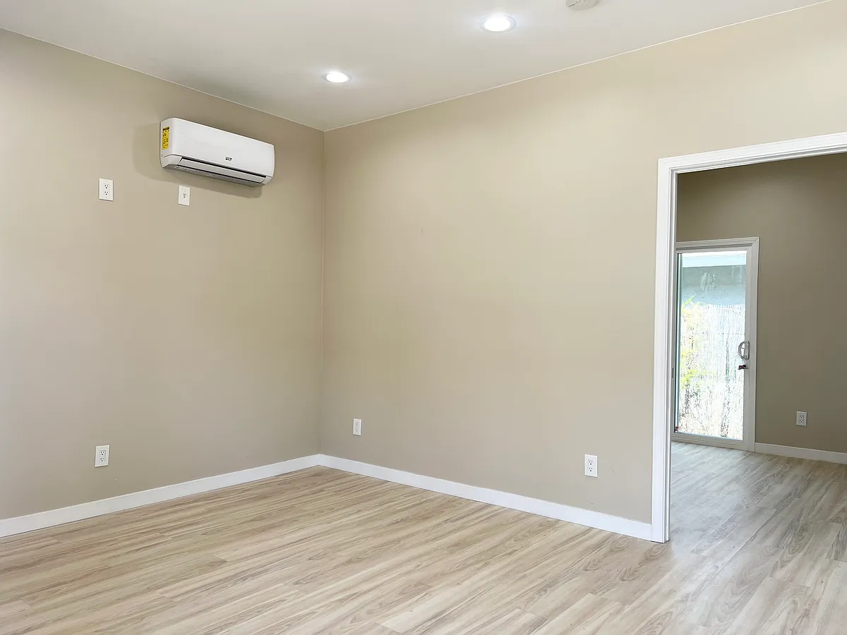 Building Photo - 1444 3rd St #1446