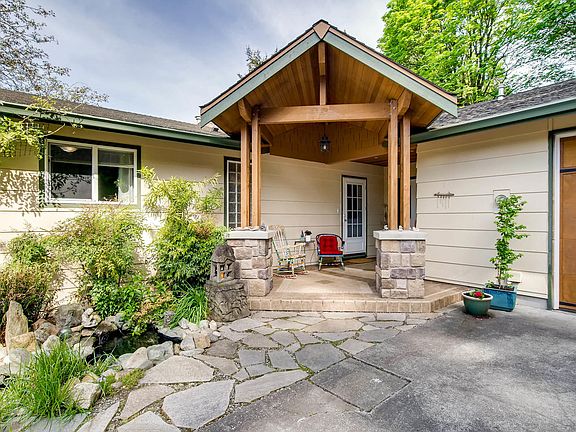 2nd image of 21508 81st Ave NW