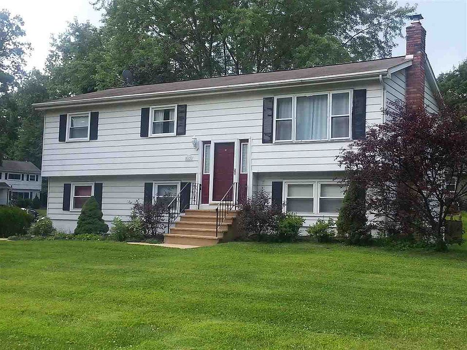 1st image of 42 Grissom Dr