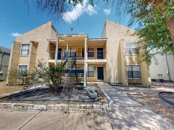 309 Manuel Dr #A-d, College Station, TX 77840