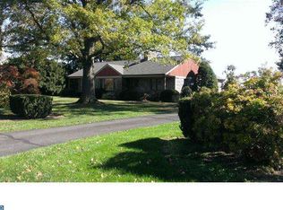 70 E Hillcrest Ave, Chalfont, PA 18914