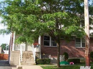 16 W Valley Stream Blvd, Valley Stream, NY 11580