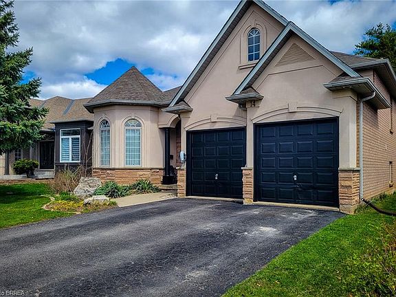 2nd image of 14 Casson Ln