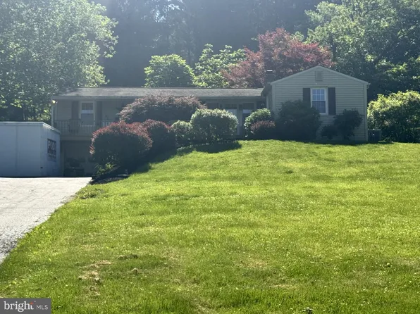 324 Kreutz Creek Rd, York, PA 17406