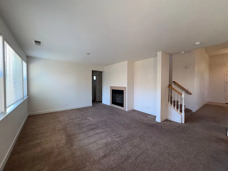 100 Mount Adams Cir — Photo 7