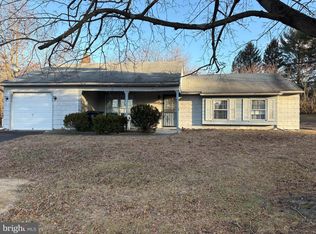 4 Alan Pl, Sicklerville, NJ 08081