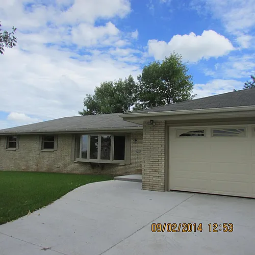 3135 Basswood Ln Photo 1